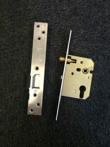 Yale ES3100 Electric Mortice Strike Lock 12v DC High Security Access Control NEW - 第 1/9 張圖片