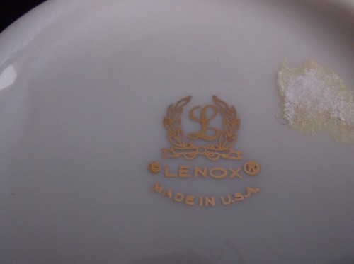 Lenox Lot Of 3 Ivory Pieces, Vase, Bowl, Basket all Trimmed in Gold - Picture 8 of 12