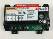 Honeywell S8670k Continuous Retry Ignition Control S8670k3000 Used D49 Honeywell S8670k Continuous Retry Ignition Control S8670k3000 Used D49