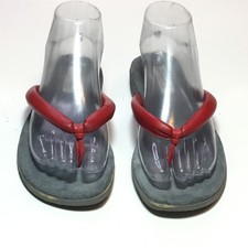Vintage Famolare Red Thong Sandal EUC Leather Rubber Sole Size 7M Made In Italy