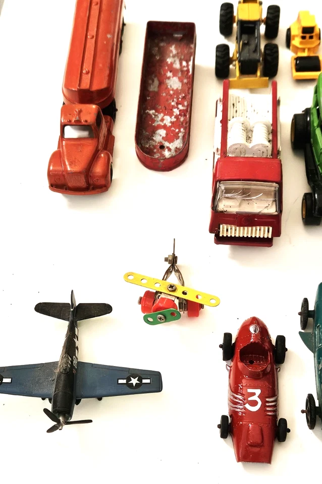 Diecast Vehicle Lot 39pcs Vintage Cars Trucks Planes Tootsie Tonka Midge London - Image 2 of 4