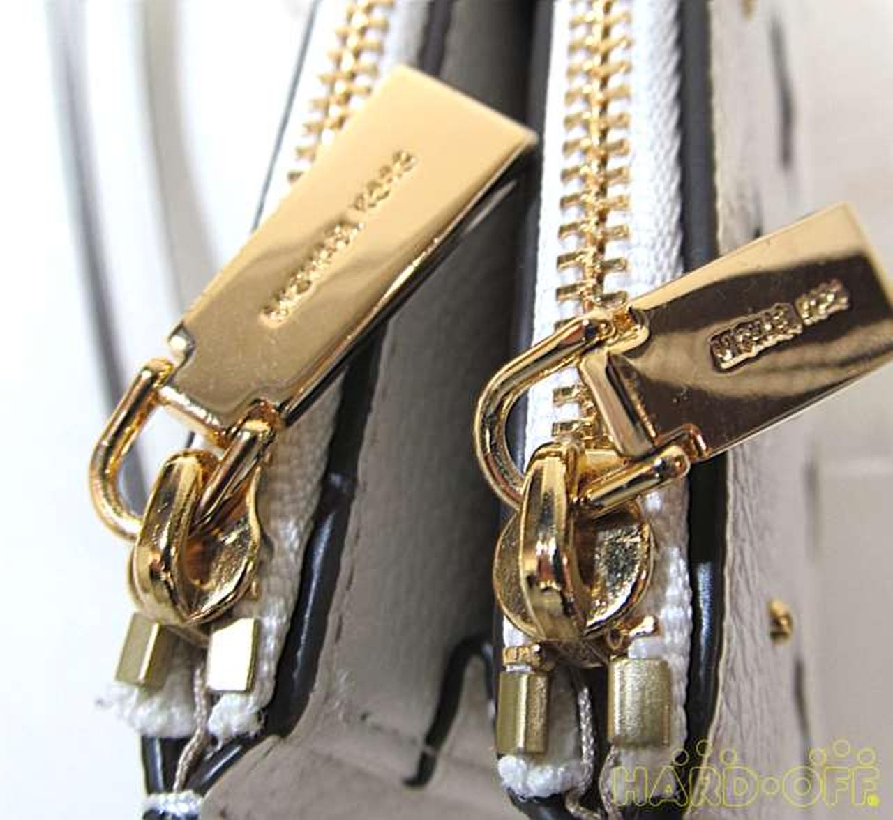 Card Case Pass Case Model Unknown MICHAEL KORS - image 3