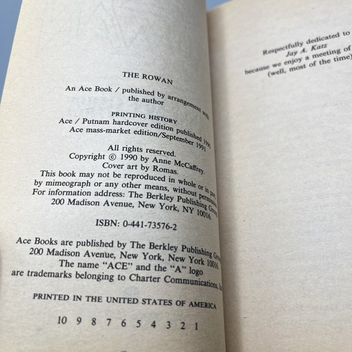 The Rowan Anne McCaffrey 1991 Mass Market Sci-Fi Novel Ace Books - Zdjęcie 8 z 8