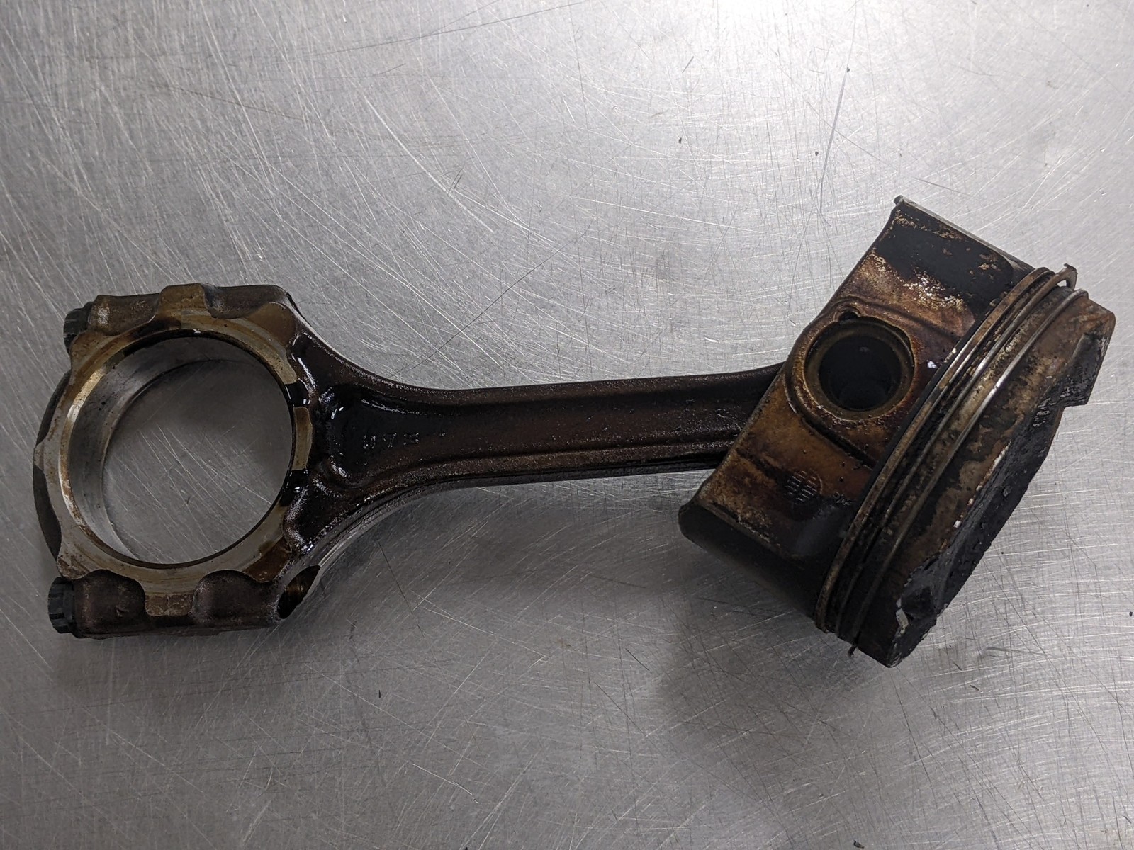 Piston and Connecting Rod Standard For 10-11 Toyota Camry  2.5  FWD
