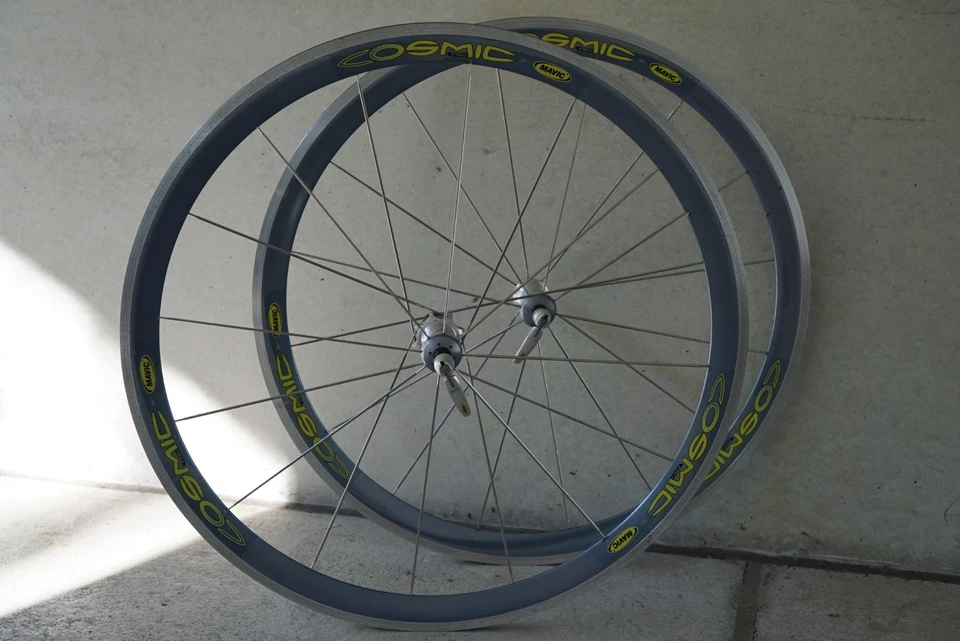 1990's Mavic Cosmic Pro High-End Shimano 8/9/10-speed Wheelset 28" Tubular OK/GC