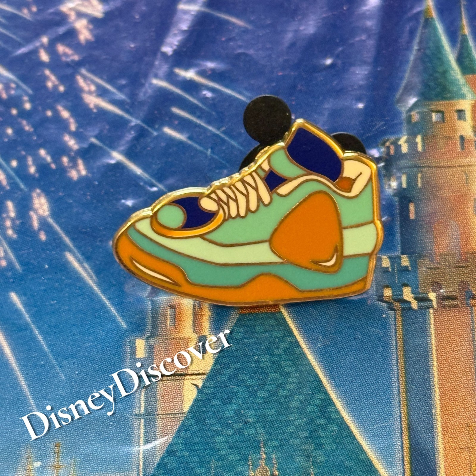 Disney Trading Pins Uncas Jasmine Aladdin Princess Sneaker