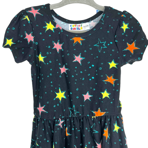 NEW Dot Dot Smile Black Star Cap Sleeve Dress 12-24M - 第 2/6 張圖片