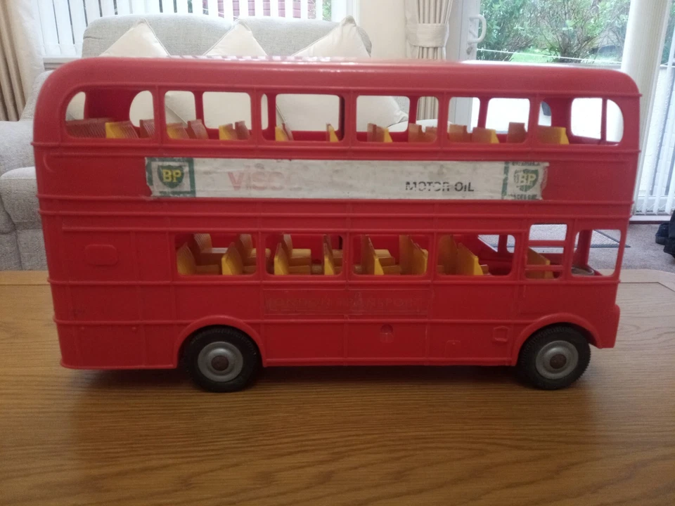 Autobús Routemaster Tudor Rose AEC a gran escala posiblemente 1:18 década de 1960 17" de largo  Foto 4 de 4