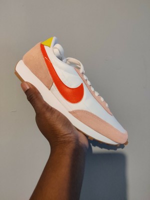 nike daybreak coral stardust uk