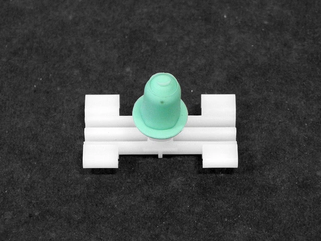 Clip de moldura para molduras laterales para BMW E46 (Juego de 15) - Garantía completa Foto 3 de 4