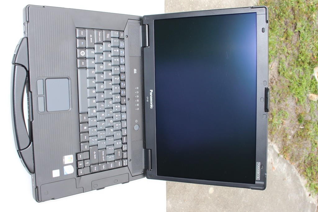PANASONIC CF-52 TOUGH 2.4GHz CPU 4GB RAM 500GB WIN 7 PRO -NON
