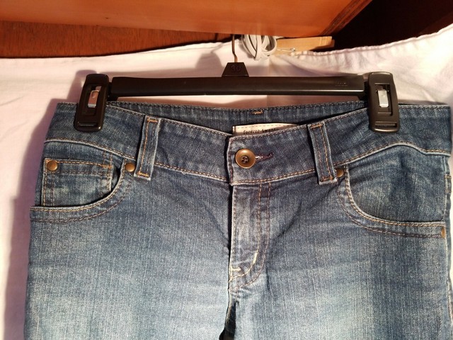 Forever 21 - Junior's Medium Color Denim Jeans with Plain Back Pockets - Size 27 | eBay