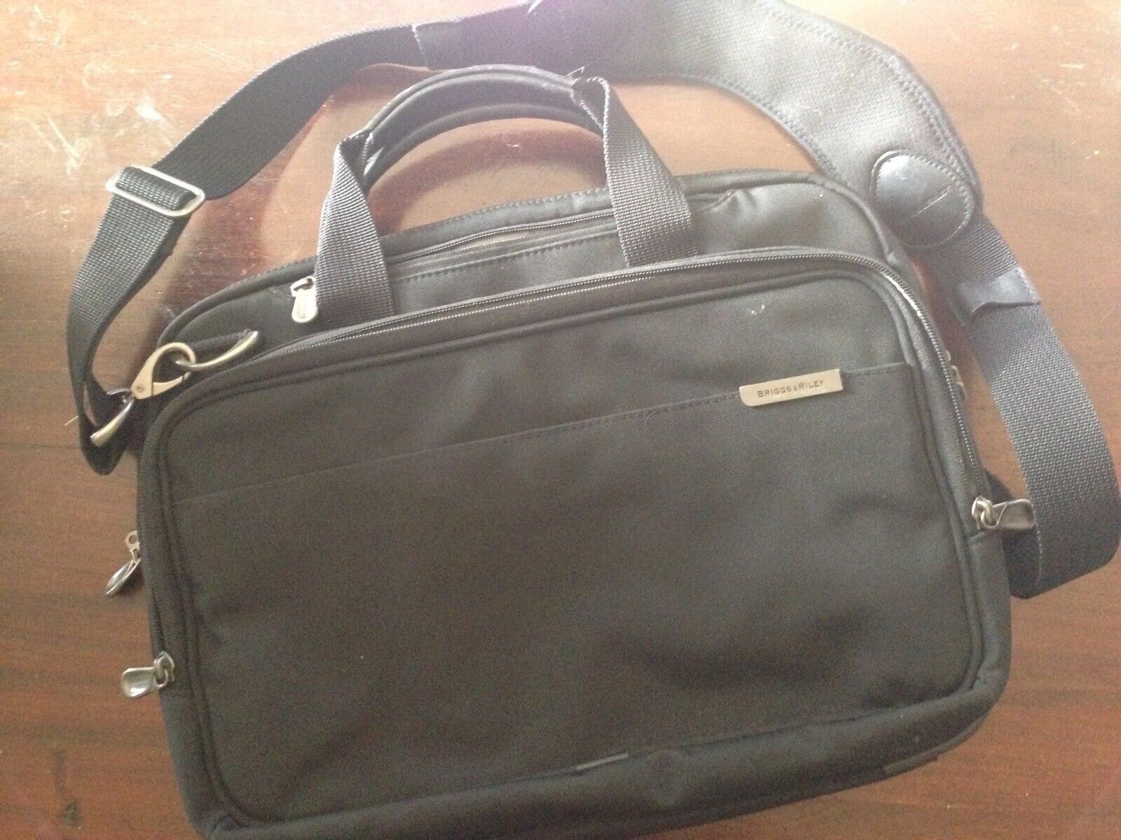 Great Condition! Briggs & Riley Travelware 16" Laptop Luggage Shoulder Bag Black
