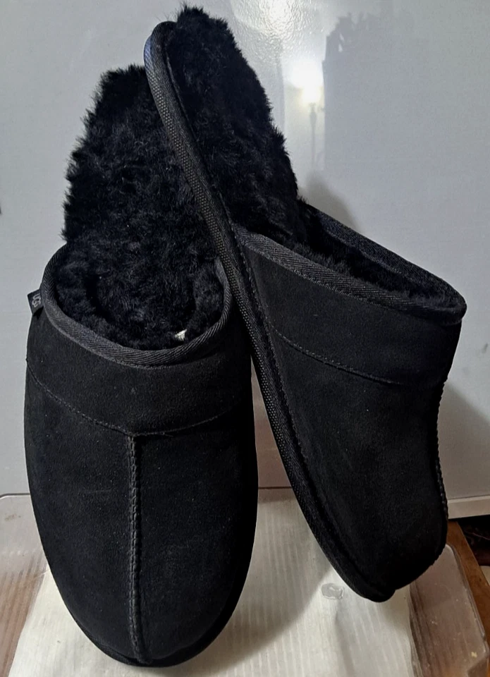UGG Leisure Outdoor Fur Slide Slipper Men's Size 13 Black SN 1018988 - Image 2 of 4