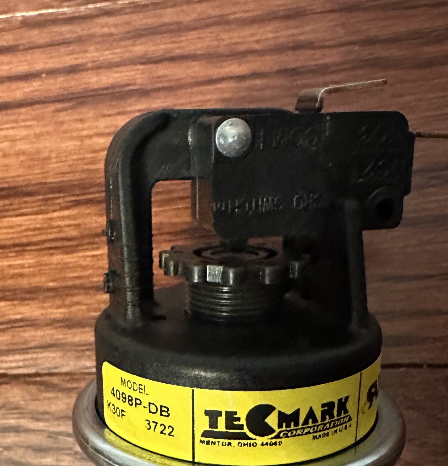 Raypak 4098P-DB Pressure Switch 1.75 PSI for Raypak 106A / 156A Heater