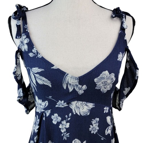 Vestido Floral Azul Inclinado Completo Para Mujer Talla S Escote Profundo Mini Ajuste y Acampanado Verano - Imagen 2 de 7