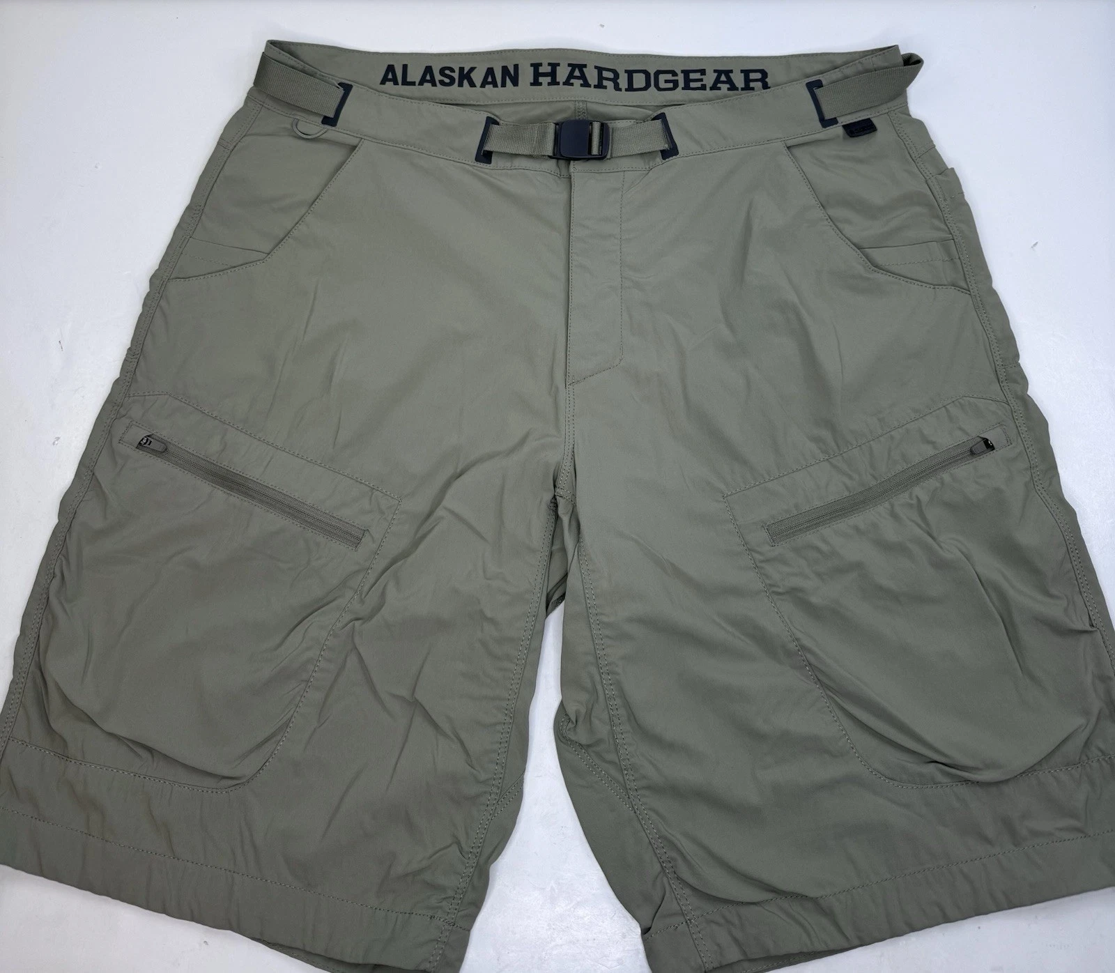 Alaskan Hardgear Shorts Mens 38 Beige Chino Free Rein 10 Inseam Stretch Outdoor