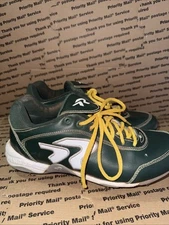 Ringor Dynasty II 2.0 Metal Spikes Women’s Softball Cleats Size 9.5 Green/ White