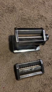 Manual Stainless Steel Pasta Maker With Cutter Attachment