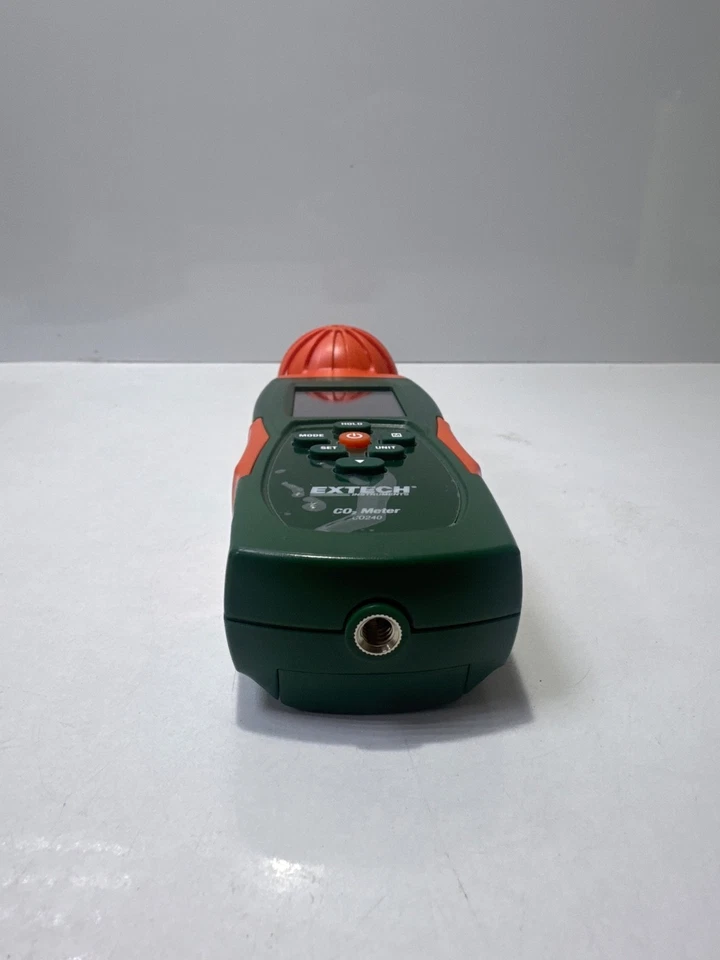 Extech CO240 Handheld Indoor Air Quality and Carbon Dioxide Meter - Image 3 of 4