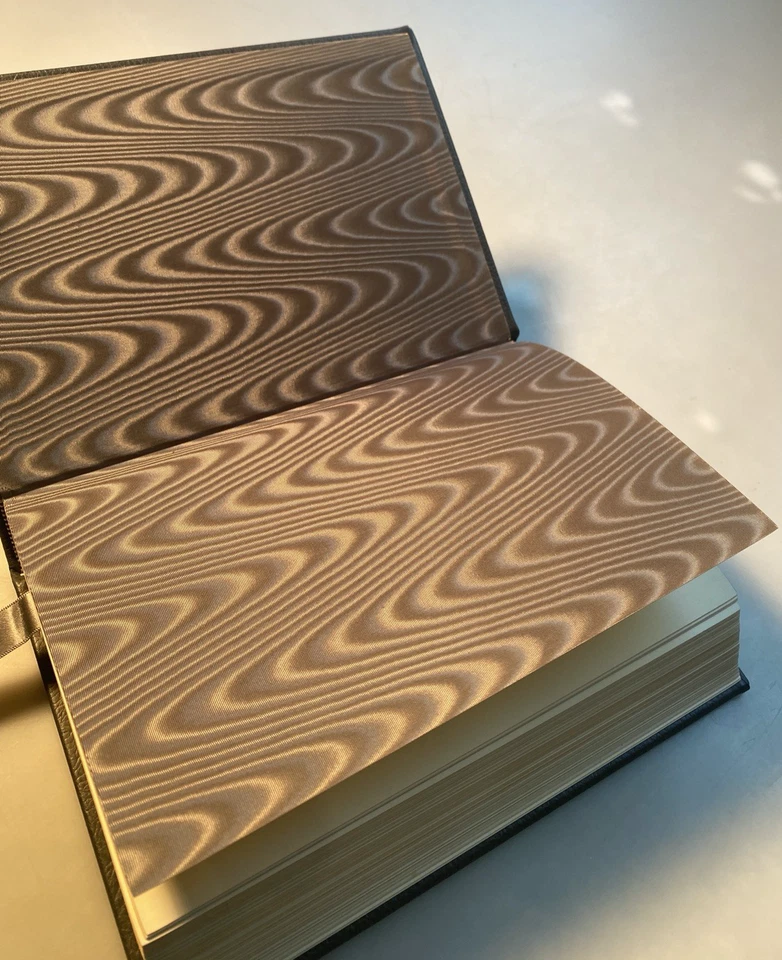 SIGNED Arthur Miller Fine Tooled 22kt Full Leather Binding COLLECTED PLAYS 1980 - Image 3 of 4