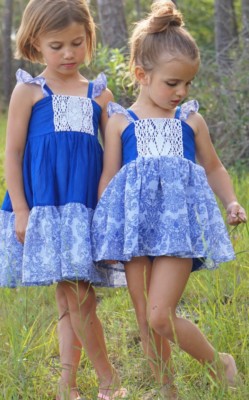 well dressed wolf blues traveler Girls WDW Blue Travelers Dress Size 6 years VGUC Offers and Discounts What to Wear for Size:12 US Men (11 AU/UK)