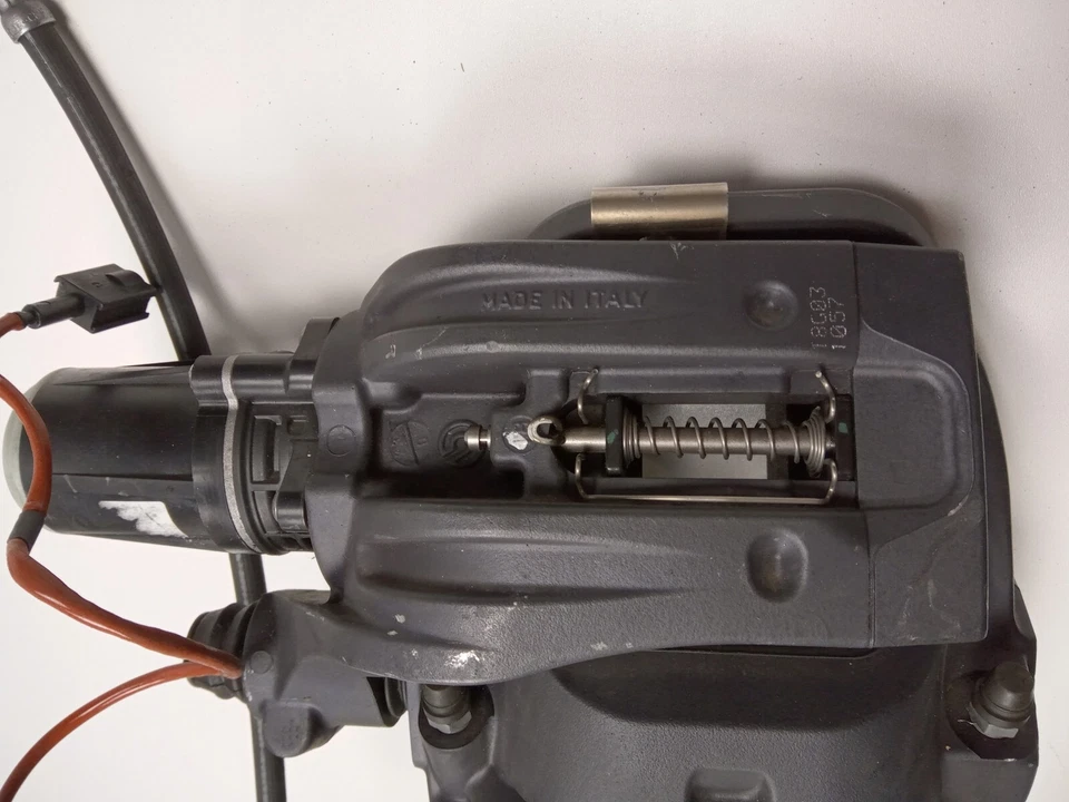 FERRARI 488 458 ITALIA F430 F360 F8 PINÇA DE FREIO TRASEIRA ESQUERDA 20B93205 BREMBO - Imagem 4 de 4