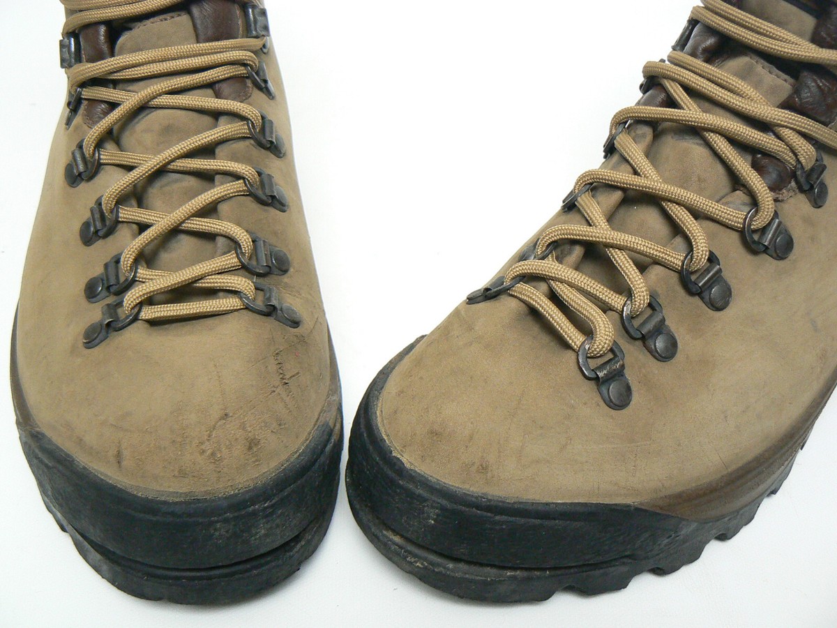 Vasque Italy GTX Sand Nubuck Mountaineering Alpine Hiking 