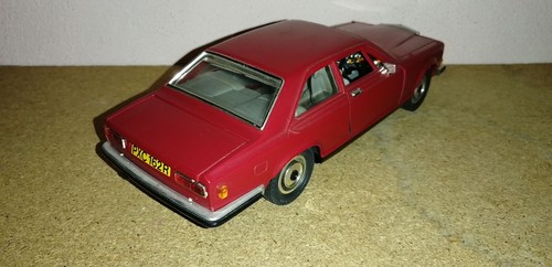 Burago BBurago 1/18 Rolls Royce Camargue - Foto 4 di 5
