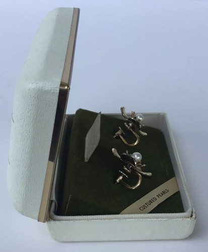 VTG Krementz 14kt Overlay Culture Pearls Flower Screw Back Earrings Box - Picture 4 of 10