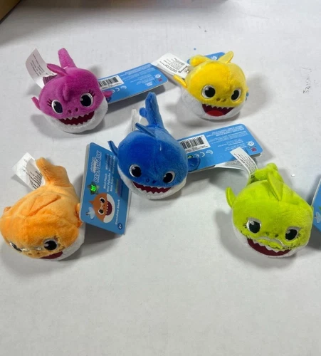 WowWee Pinkfong Baby Shark`s Plush Mini - NEW W/TAG!!! 5 DIFFERENT