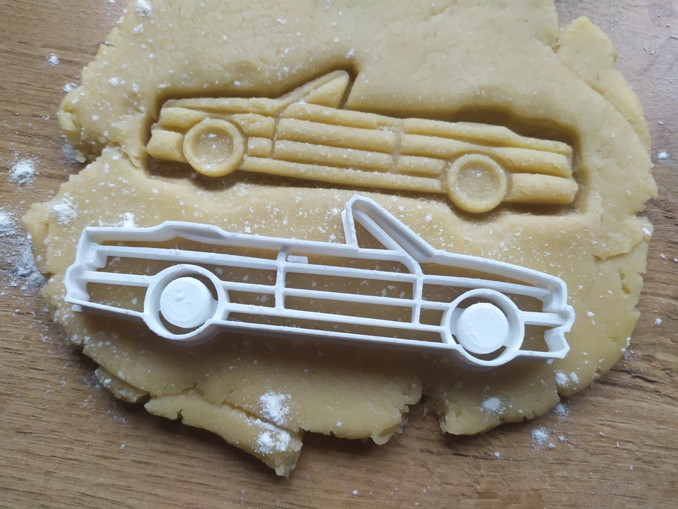 Ähnlich BMW E30 M3 Cabrio Ausstecher Form Ausstechform Salzteig Knete