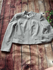 White House Black Market Blazer 8 Petite