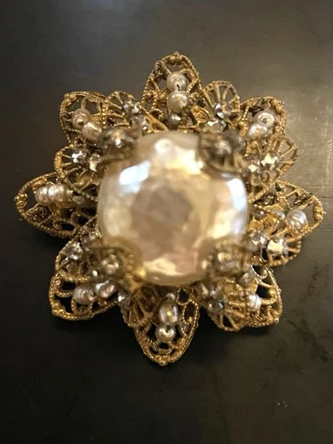 Vintage Miriam Haskell Signed Faux baroque Pearl Gold Rhinestone Brooch Pin