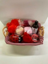 Aromabar Valentine Gift Basket square