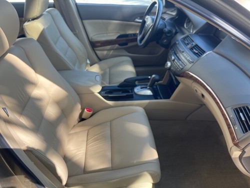 2009 Honda EX-L LOW MILES 31,501 - Picture 13 of 22