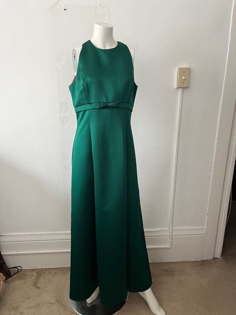 green emerald velvet dress Emerald Green Long Prom Dresses Side Slit Off The Shoulder Formal Dress ARD2021 main image 1
