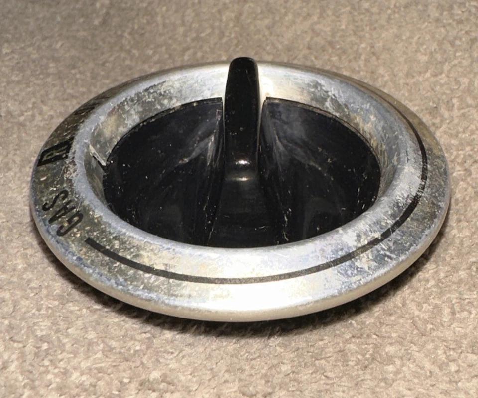 Vintage Camper Trailer Gas Stove Burner Knob *EX++ - Image 4 of 4