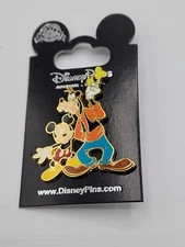 Disney Pin  Mickey & Goofy Best Pals Friends