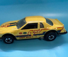 Vintage Hot Wheels Buick Regal Stocker #4 – auto da corsa gialla anni 80 pressofusa