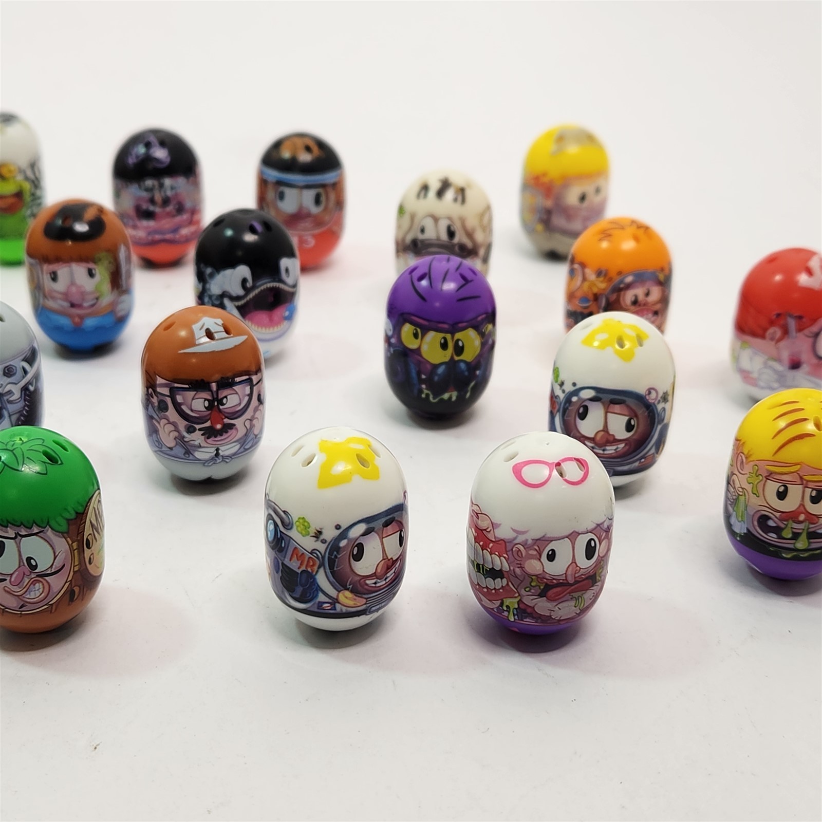 Mighty Beanz Bulk Lot / Bundle 23 In Total Moose Enterprises #COL-1943