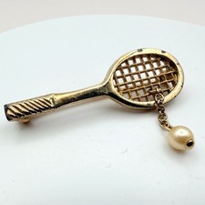 Vintage 80s Gold Tone Love Match Tennis Racquet Brooch Faux Pearl Dangle jewelry