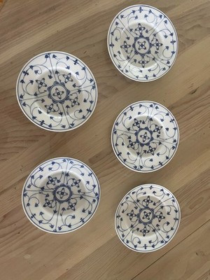 Set of 5 Schumann Bavaria Blue & White Strawflower Bread Plates 6'' NICE!