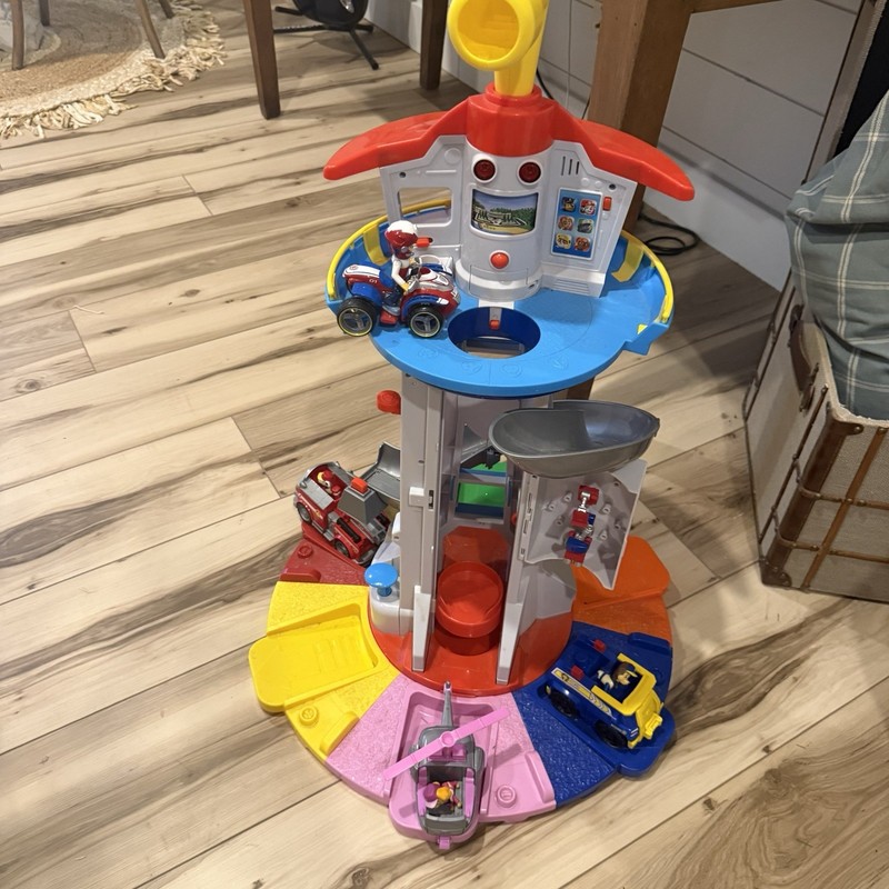 Retired-Paw Patrol My Size Lookout Tower- working lights/sounds and elevator 