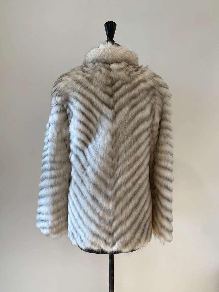 Abrigo de piel de zorro azul genuino de Alaska - personalizado/de colección Foto 3 de 4