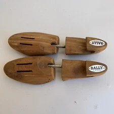 BALLY Cedar Wood Spring Loaded Rochester Shoe Tree Stretcher Shaper Keeper Sz M
