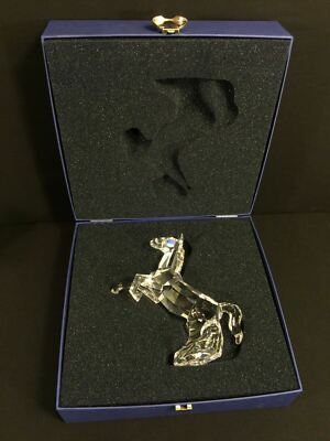 スワロフスキー　Swarovski 馬　made in Austria Swarovski Crystal The Horse Vintage Retired Glass Figurine 660218