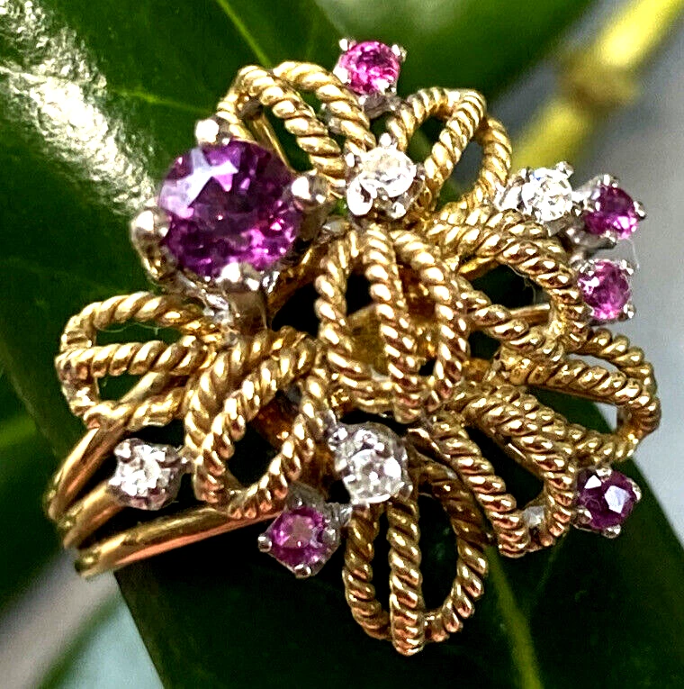14K Yellow Gold Ruby Diamond Vintage Flower Floral Ring Twisted