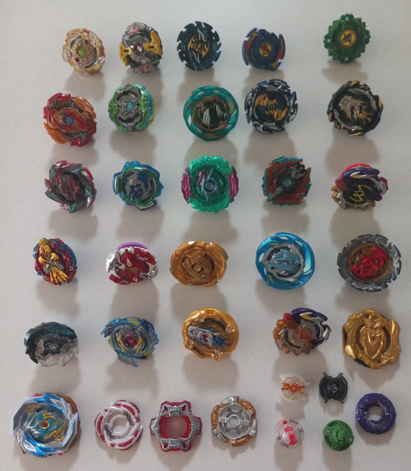 Lote Beyblade - con lanzadores Foto 2 de 4