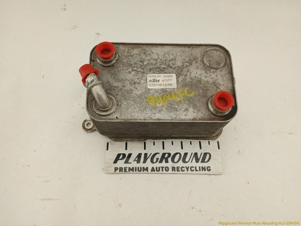 Maserati Quattroporte 2003-2008 Oil cooler